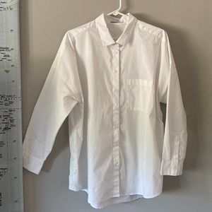 Banana Republic (BR Standard) Tech Button Down